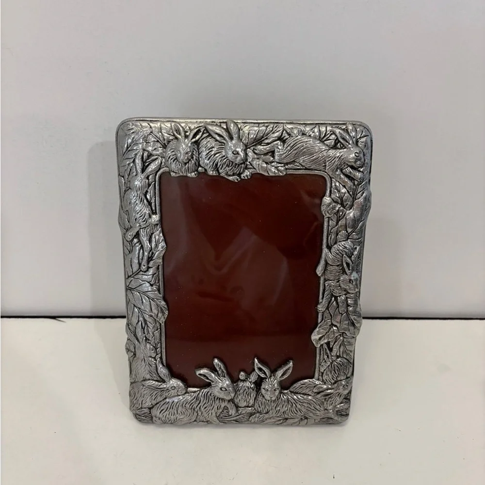 Vintage 1987 Arthur Court Silvertone Metal Bunny Rabbit Picture Frame 5x7